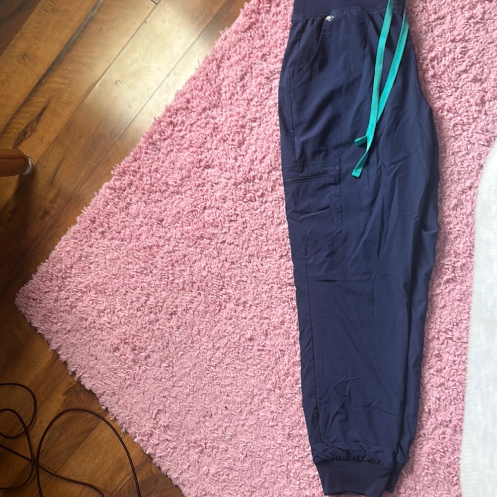 FIGS Jogger Scrub Pants